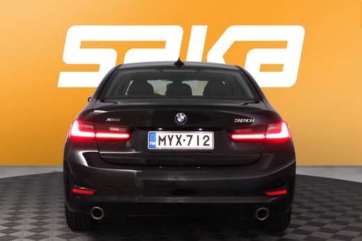 BMW 320 vaihtoauto