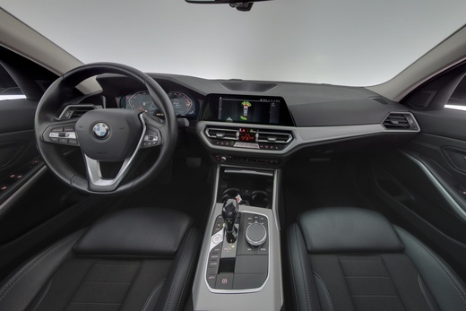 BMW 320 vaihtoauto