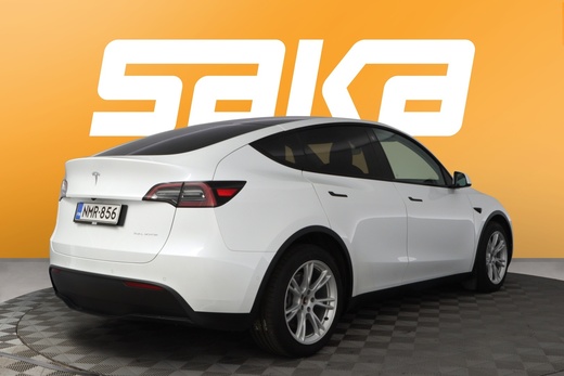 Tesla Model Y vaihtoauto