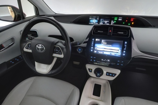 Toyota Prius vaihtoauto