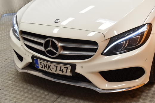 Mercedes-Benz C vaihtoauto
