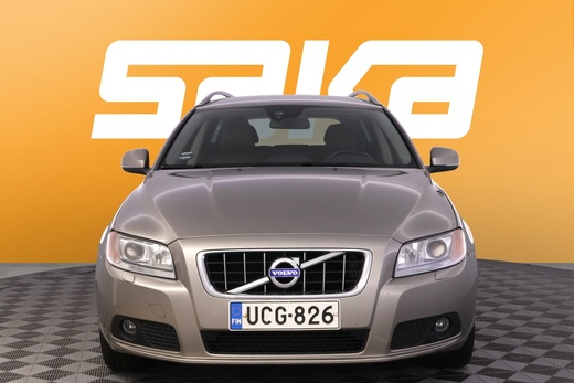 Volvo V70 vaihtoauto