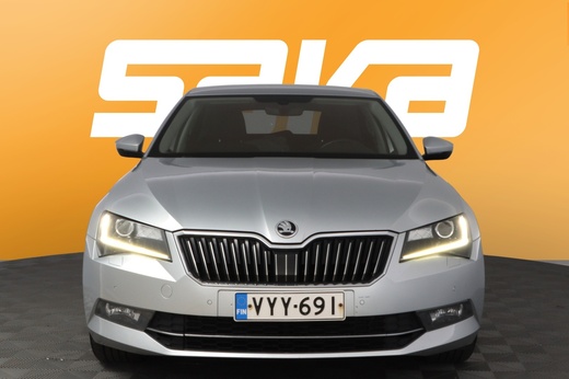 Skoda Superb vaihtoauto