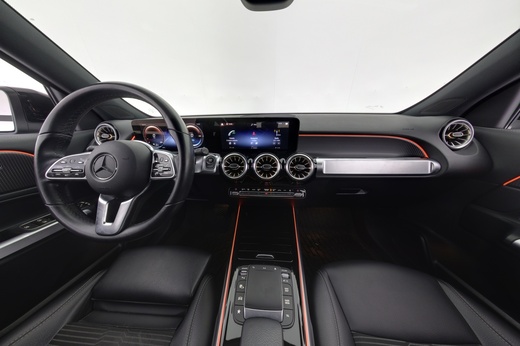 Mercedes-Benz EQB vaihtoauto