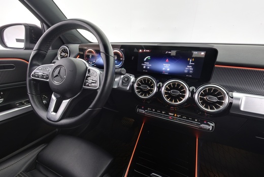 Mercedes-Benz EQB vaihtoauto