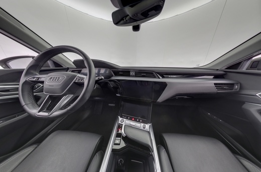 Audi Q8 e-tron vaihtoauto