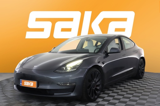 Tesla Model 3 vaihtoauto