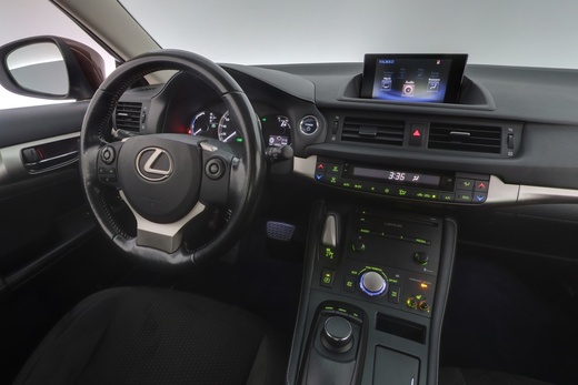 Lexus CT vaihtoauto