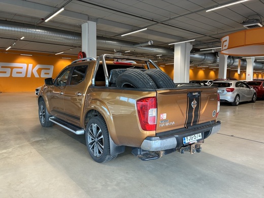 Nissan Navara vaihtoauto