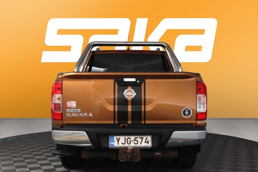 Nissan Navara vaihtoauto