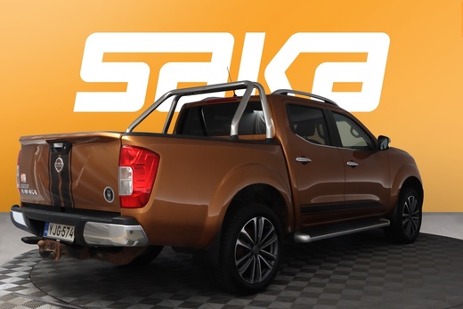 Nissan Navara vaihtoauto