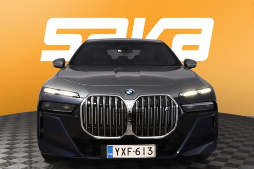 BMW i7 vaihtoauto