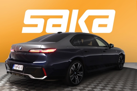 BMW i7 vaihtoauto