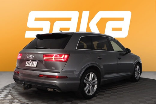 Audi Q7 vaihtoauto