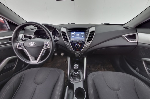 Hyundai Veloster vaihtoauto