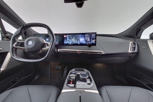 BMW iX vaihtoauto