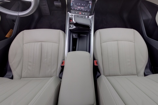 Audi Q8 e-tron vaihtoauto