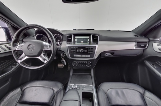 Mercedes-Benz ML vaihtoauto