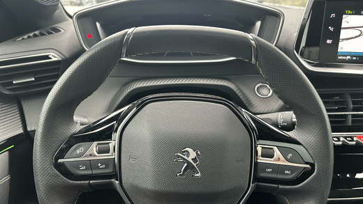 Peugeot e-208 vaihtoauto