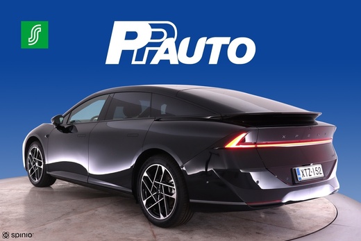XPENG P7+ vaihtoauto