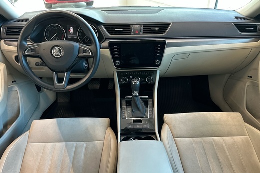 Skoda Superb vaihtoauto
