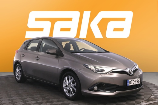 Toyota Auris vaihtoauto