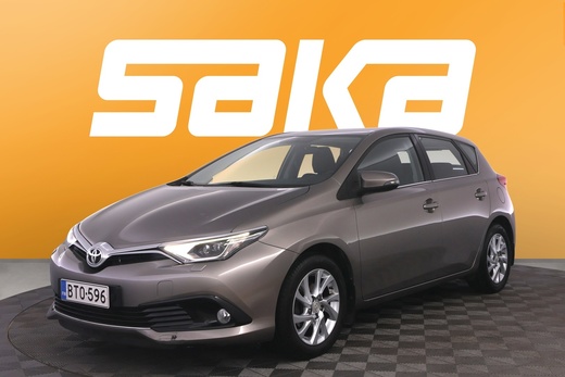 Toyota Auris vaihtoauto