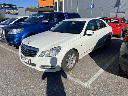 Mercedes-Benz E vaihtoauto