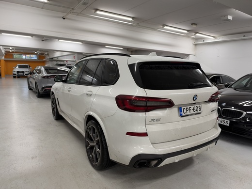 BMW X5 vaihtoauto