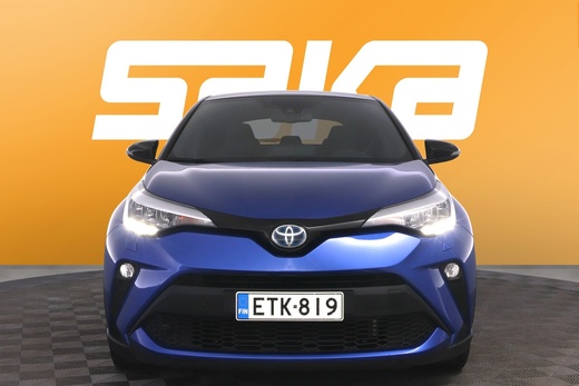 Toyota C-HR vaihtoauto