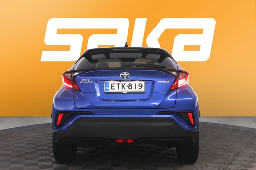 Toyota C-HR vaihtoauto