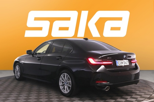 BMW 330 vaihtoauto