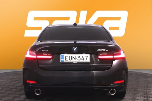 BMW 330 vaihtoauto