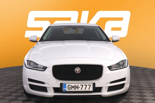 Jaguar XE vaihtoauto