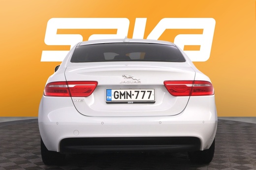 Jaguar XE vaihtoauto