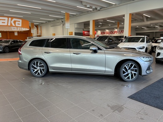 Volvo V60 vaihtoauto