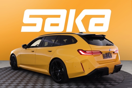 BMW M5 vaihtoauto