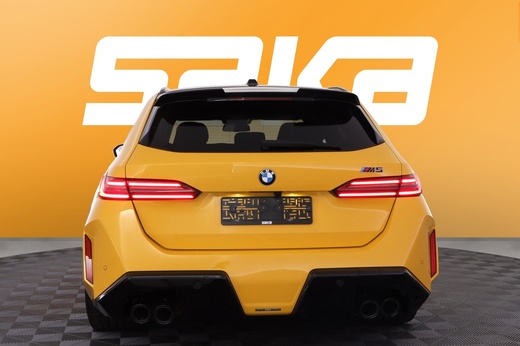 BMW M5 vaihtoauto