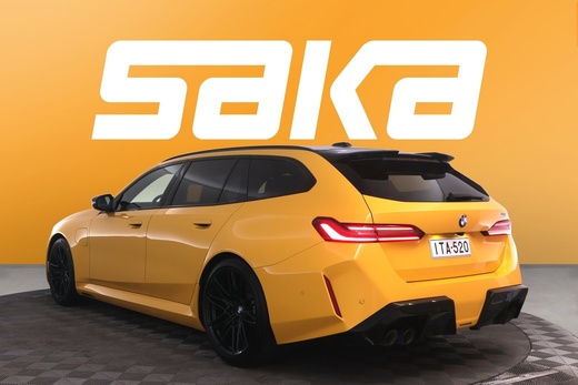 BMW M5 vaihtoauto