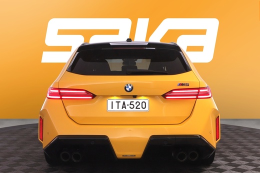 BMW M5 vaihtoauto