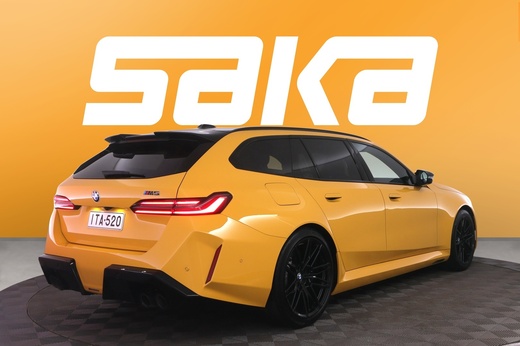 BMW M5 vaihtoauto