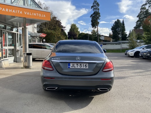 Mercedes-Benz E vaihtoauto