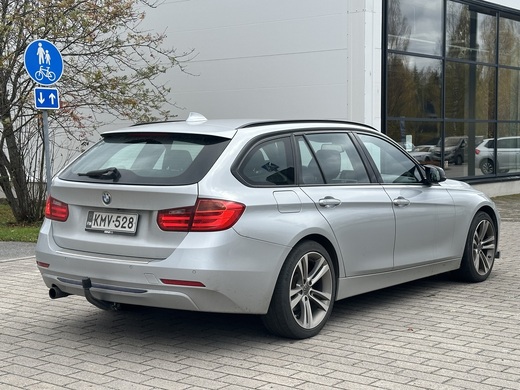 BMW 320 vaihtoauto