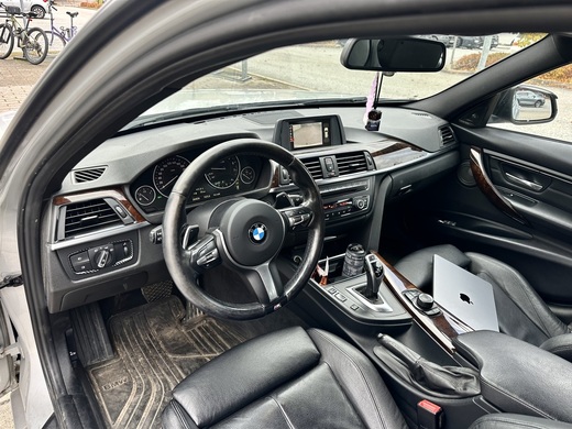 BMW 320 vaihtoauto