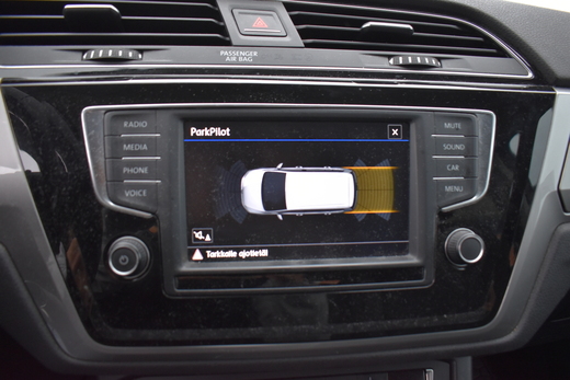 Volkswagen Touran vaihtoauto