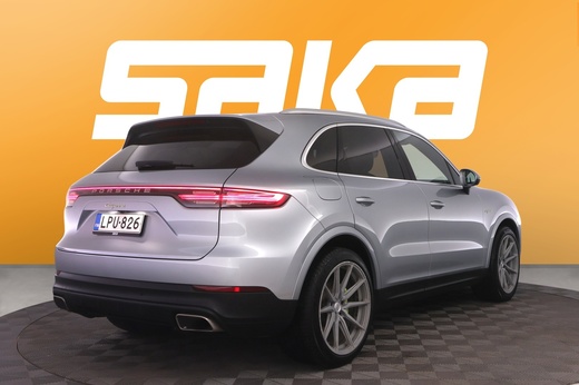 Porsche Cayenne vaihtoauto