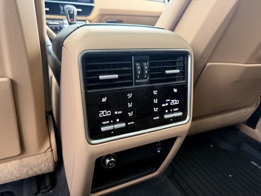 Porsche Cayenne vaihtoauto