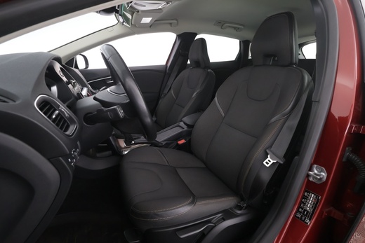 Volvo V40 Cross Country vaihtoauto