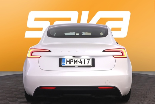 Tesla Model 3 vaihtoauto