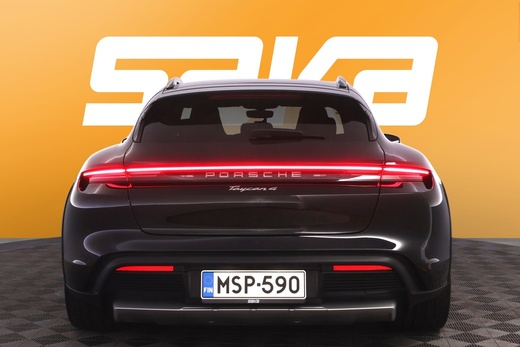 Porsche Taycan vaihtoauto